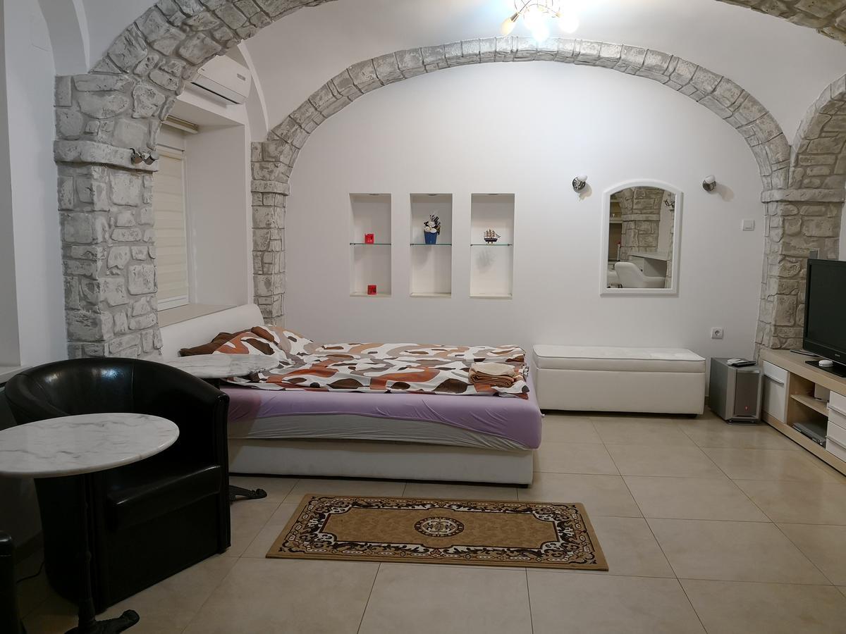 Apartment Zemun Old Town Center Βελιγράδι Εξωτερικό φωτογραφία