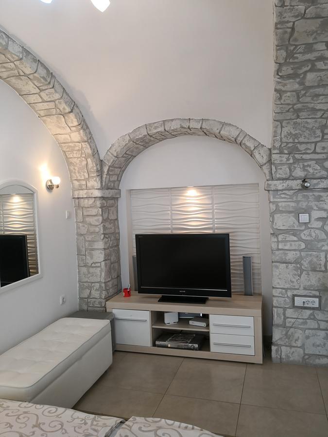 Apartment Zemun Old Town Center Βελιγράδι Εξωτερικό φωτογραφία