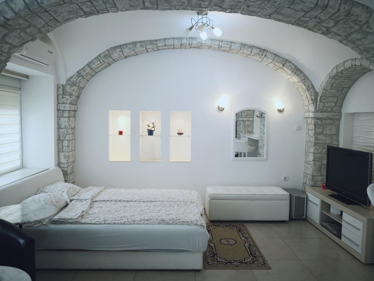 Apartment Zemun Old Town Center Βελιγράδι Εξωτερικό φωτογραφία